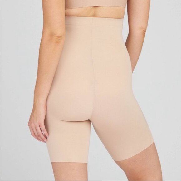 Spanx Assets High Waist Shaping Short Nude Size 4 - New - Picture 3 of 5
